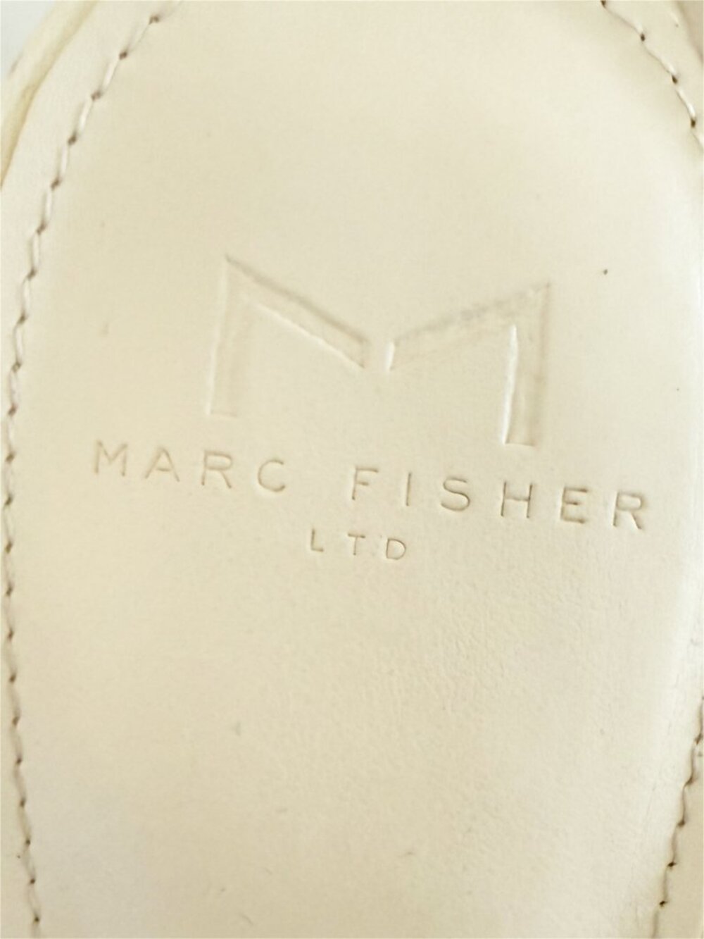 Marc Fisher LTD Calinda Beige Nude Leather Square Toe Kitten Heel Sandal 8.5M - Picture 10 of 11